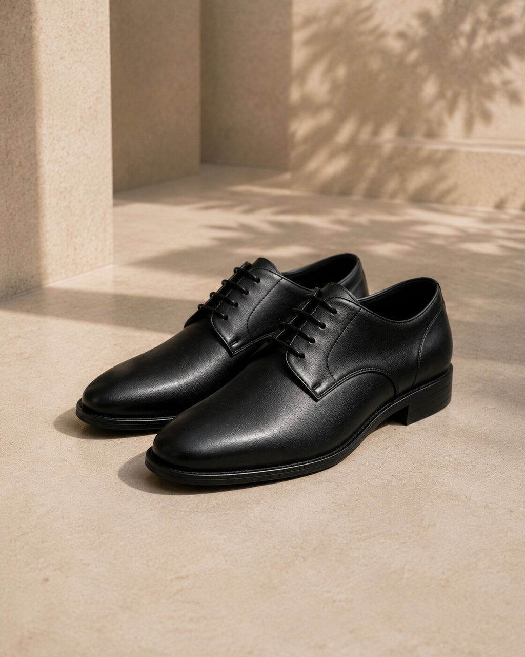 ELLARD Derby in Black, clean architectural product hero.
